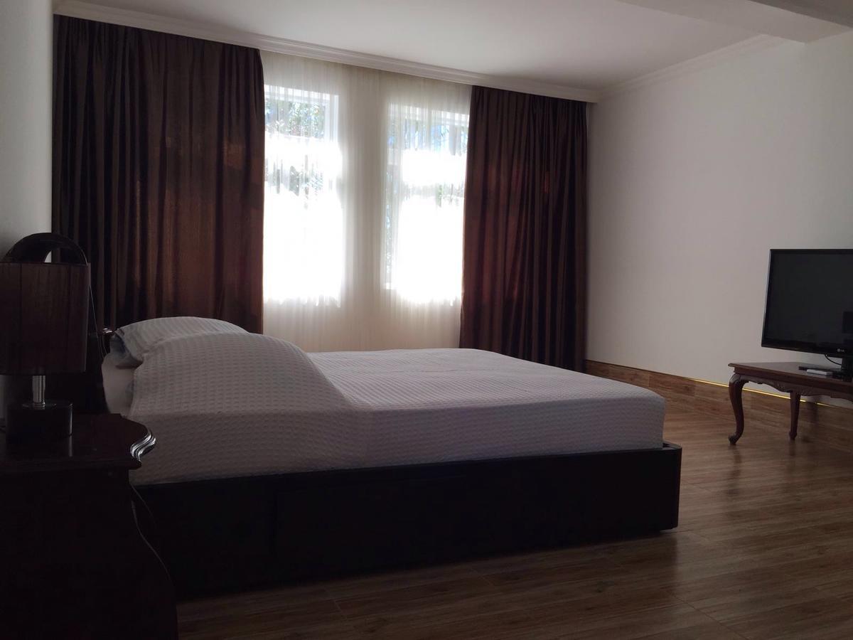 Hotel Simpatia Kobuleti Luaran gambar