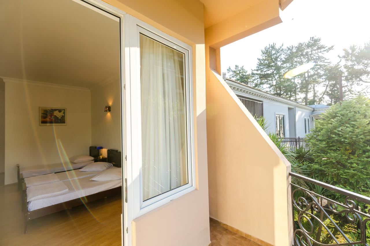 Hotel Simpatia Kobuleti Luaran gambar